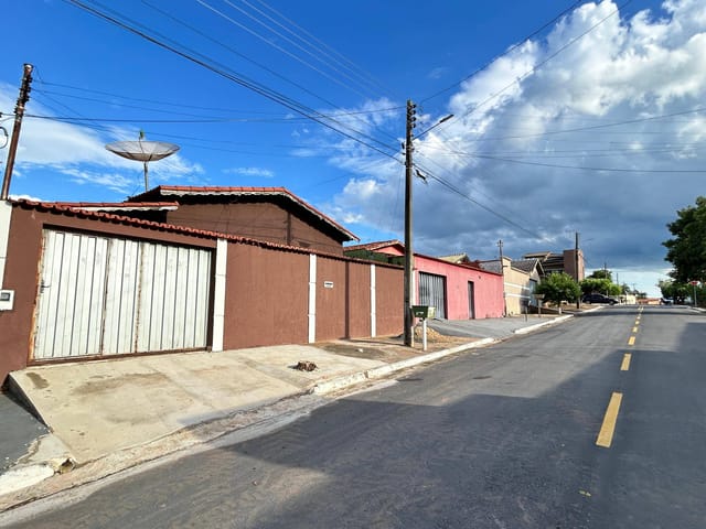 Casa 4 quartos e 1 banheiro, à venda, no bairro Fauna 1 em Rio Quente