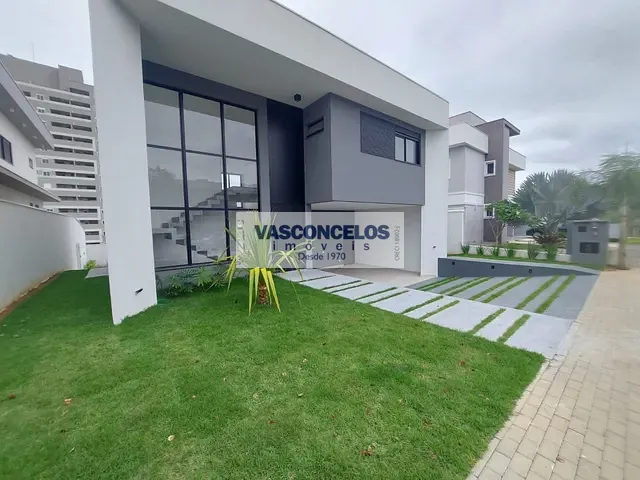 Casa com 451m² 4 quartos e 6 banheiros, à venda, no bairro Urbanova em São José dos Campos
