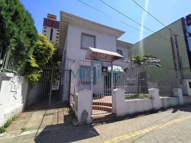 Casa à venda ou para alugar, no bairro Centro em Novo Hamburgo