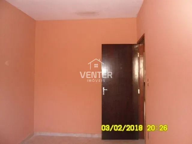 Casa com 157m² 2 quartos e 1 banheiro, à venda, no bairro Parque São Luís em Taubaté