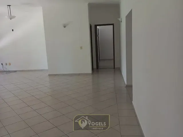 Casa 4 quartos e 3 banheiros, à venda, no bairro Palm Park em Holambra