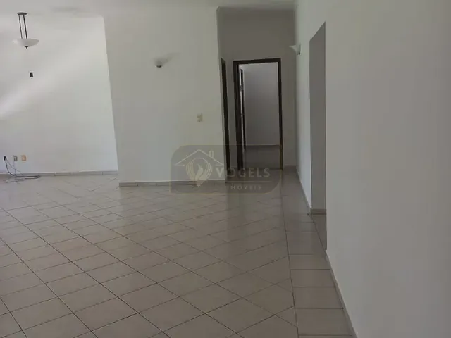 Casa 4 quartos e 3 banheiros, à venda, no bairro Palm Park em Holambra