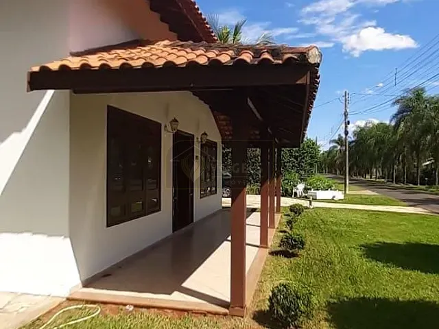 Casa 4 quartos e 3 banheiros, à venda, no bairro Palm Park em Holambra