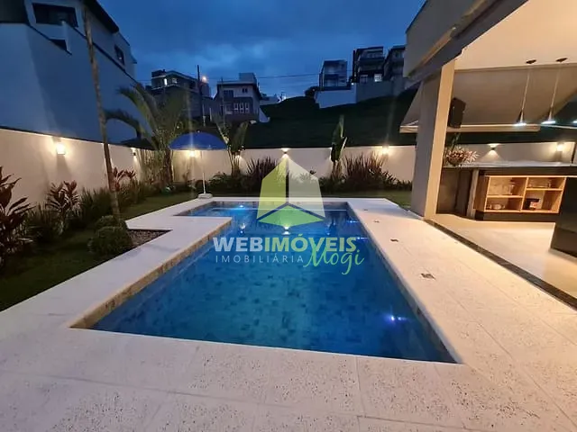 Casa com 373m² 4 quartos e 5 banheiros, à venda, no bairro Fazenda Rodeio em Mogi Das Cruzes