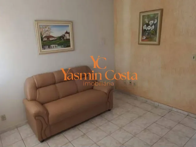Casa com 417m² 3 quartos e 2 banheiros, à venda, no bairro Centro em Cambuí