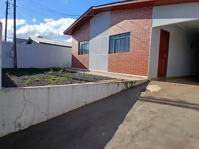 Casa 5 quartos e 1 banheiro, para alugar, no bairro Parque Residencial Milani em Apucarana