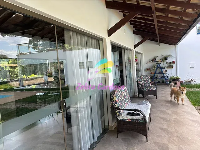 Casa com 2040m² 2 quartos e 5 banheiros, à venda, no bairro Condomínio Vale do Ouro em Ribeirão das Neves