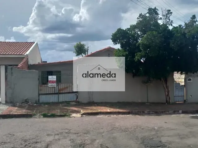 Casa com 68m² 2 quartos e 1 banheiro, à venda, no bairro Aeroporto em Jacarezinho