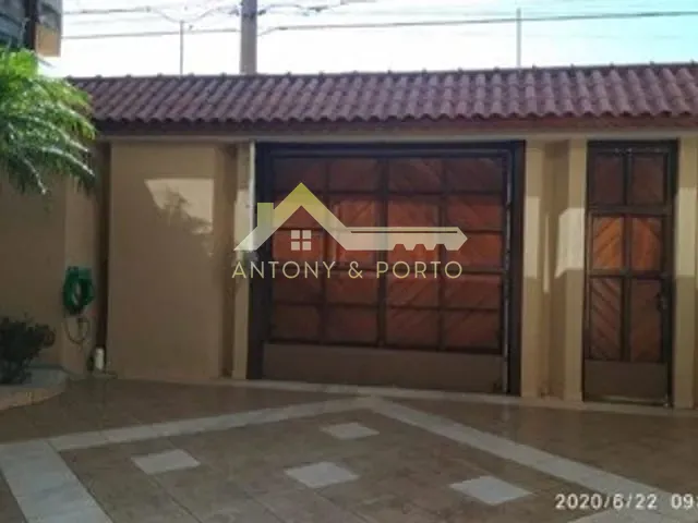 Casa com 330m² 3 quartos e 5 banheiros, à venda, no bairro Vila Rio de Janeiro em Guarulhos