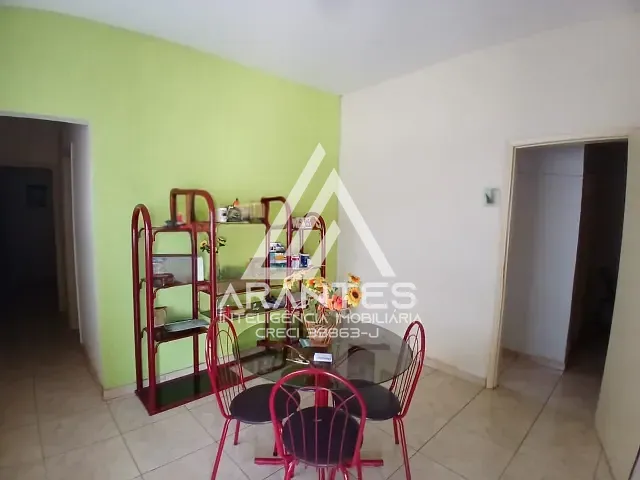 Casa 3 quartos e 2 banheiros, à venda, no bairro Marília em Barretos