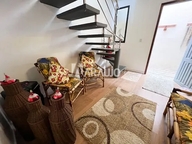 Casa com 236m² 7 quartos e 4 banheiros, à venda, no bairro Cidade Nova em Itajaí
