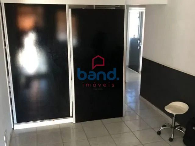 Casa com 300m² 5 quartos e 3 banheiros, para alugar, no bairro Parque Residencial Rafael Alcala em Porto Feliz