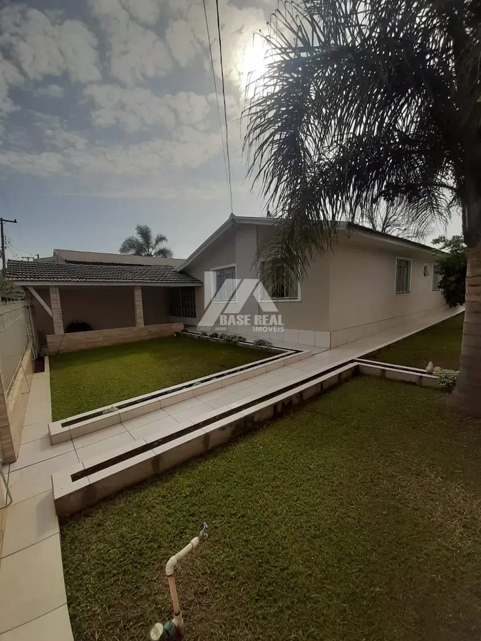 Casa à Venda, bairro Cará-cará - Ponta Grossa/PR — Cará-cará