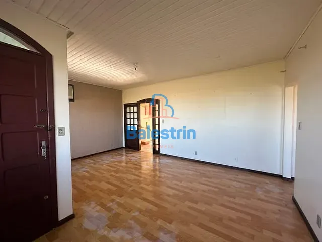 Casa 3 quartos e 1 banheiro, à venda, no bairro Das Nações em Fraiburgo