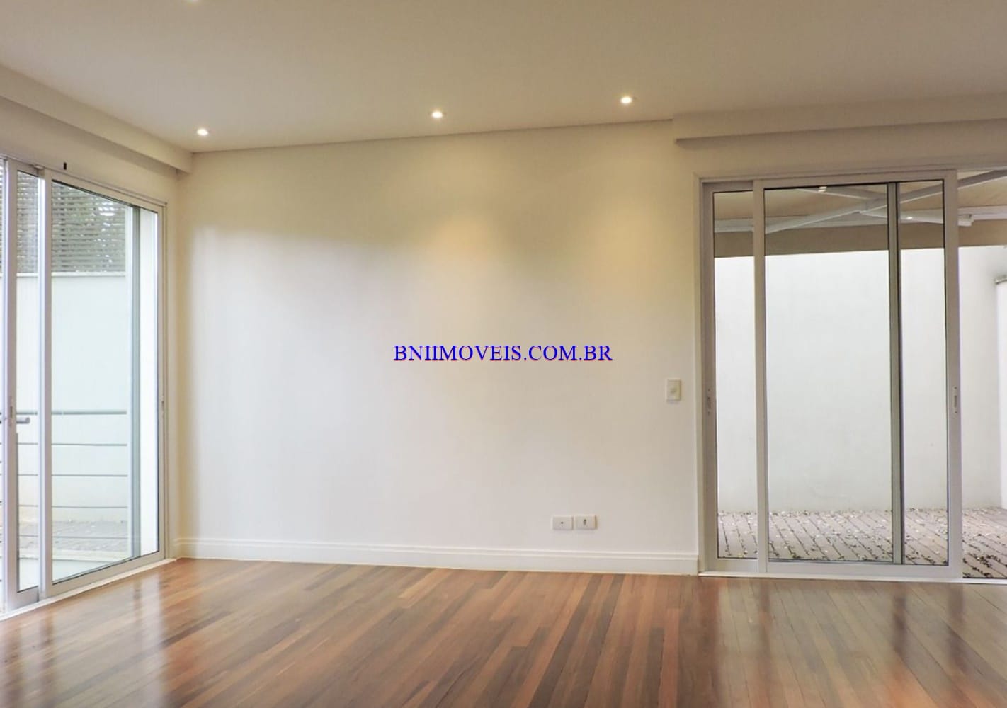 Casa, 4 quartos, 321 m² - Foto 2