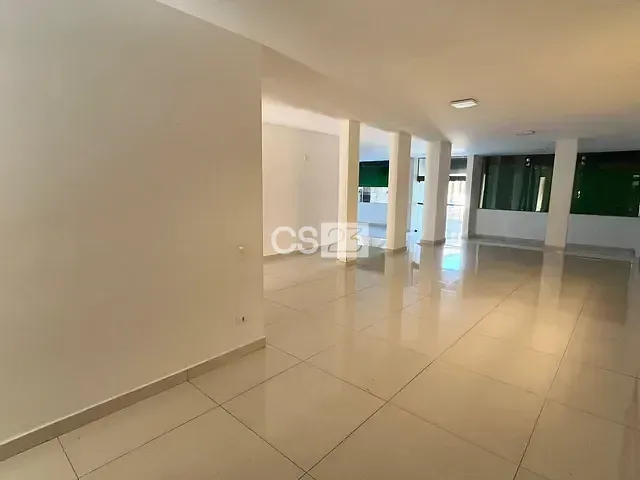 Casa com 1200m², para alugar, no bairro Kennedy em Londrina