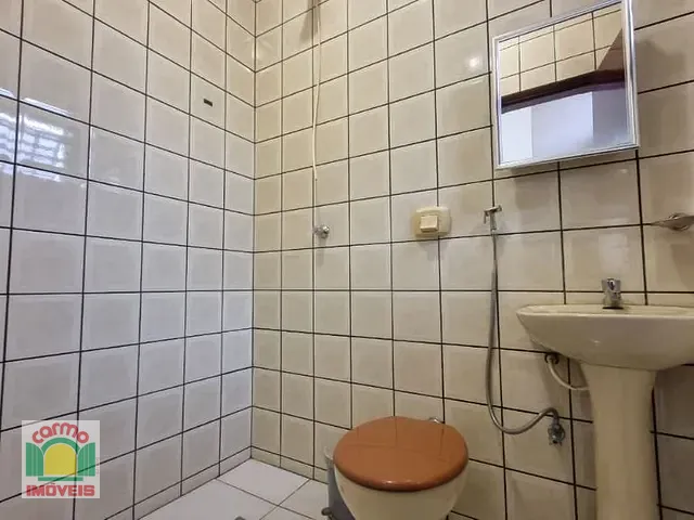 Casa com 416m² 5 quartos e 4 banheiros, à venda, no bairro Anápolis City em Anápolis