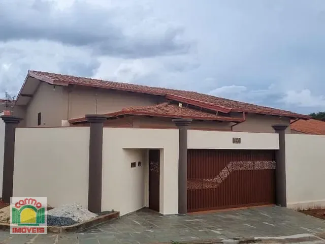 Casa com 416m² 5 quartos e 4 banheiros, à venda, no bairro Anápolis City em Anápolis