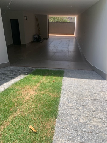 Casa 3 quartos e 2 banheiros, à venda, no bairro Cidade Nova em Governador Valadares