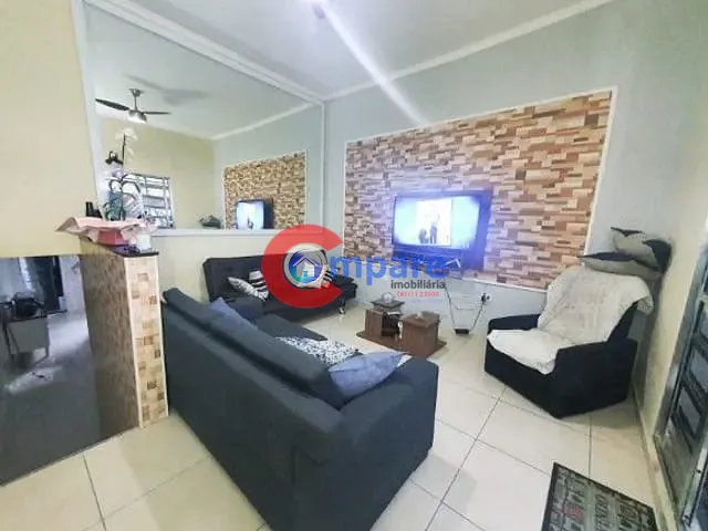 Casa com 258m² 3 quartos e 1 banheiro, à venda, no bairro Água Chata em Guarulhos