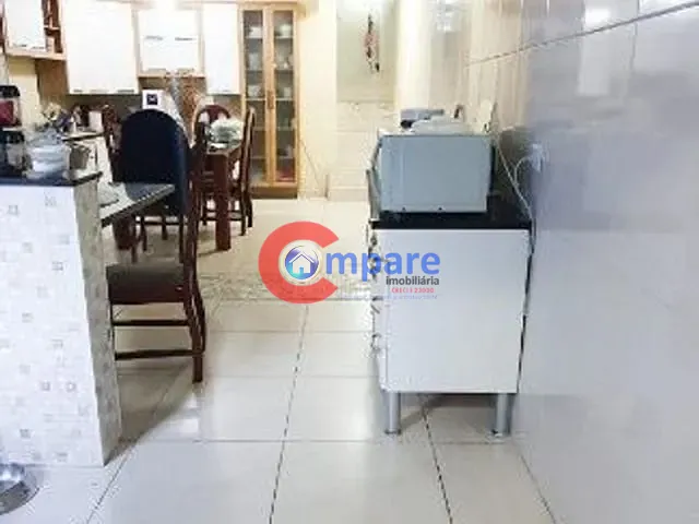 Casa com 258m² 3 quartos e 1 banheiro, à venda, no bairro Água Chata em Guarulhos