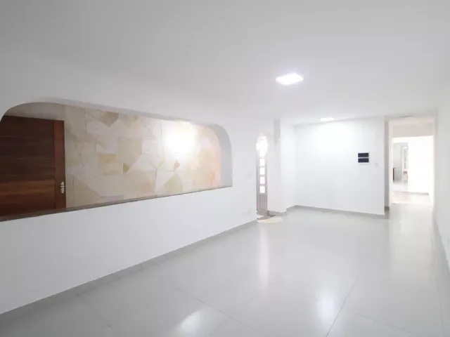 Casa com 179m² 3 quartos e 3 banheiros, à venda, no bairro Interlagos em São Paulo