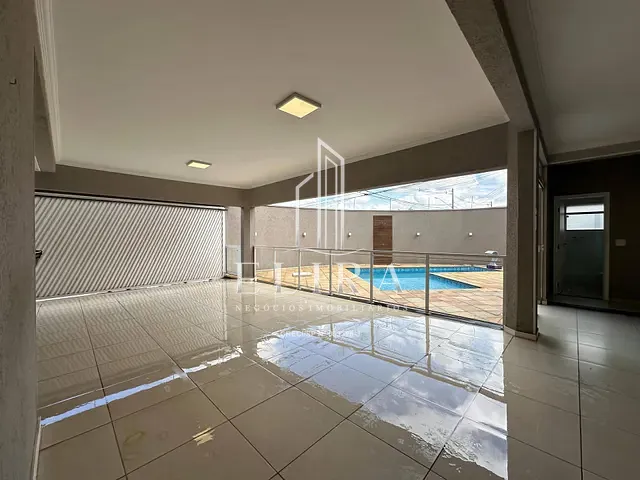 Sobrado com 331m² 3 quartos e 5 banheiros, à venda, no bairro Jardim Dona Regina em Santa Bárbara D'Oeste