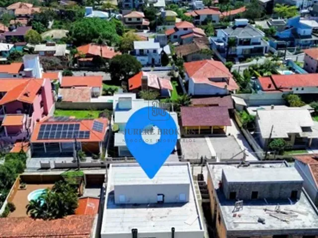 Casa 3 quartos e 3 banheiros, à venda, no bairro Ingleses do Rio Vermelho em Florianópolis