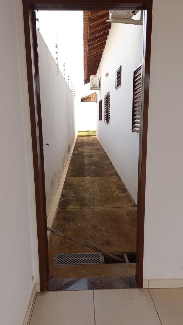 Casa 3 quartos e 2 banheiros, à venda, no bairro Parque Glória III em Catanduva