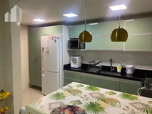 Casa com 200m² 4 quartos e 3 banheiros, à venda, no bairro Vargem Pequena em Rio de Janeiro
