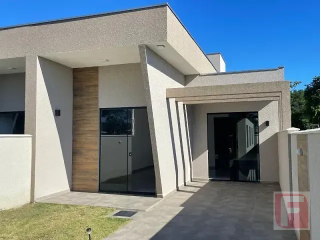 Casa 3 quartos e 2 banheiros, à venda, no bairro Continental em Itapoá