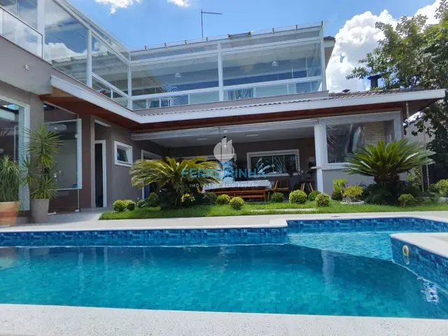 Casa com 700m² 4 quartos e 5 banheiros, à venda, no bairro Condomínio Reserva do Paratehy em São José dos Campos