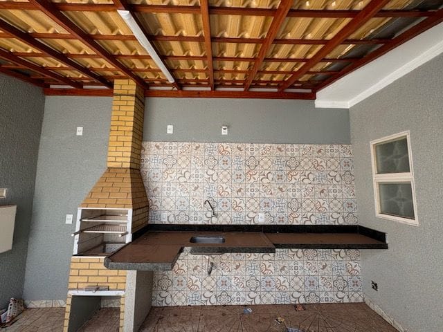 Casa com 125m² 2 quartos e 2 banheiros, à venda, no bairro Residencial Art Ville em Birigui