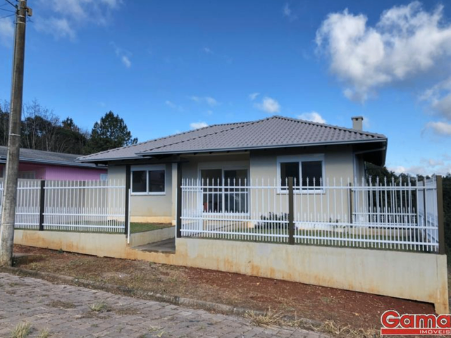 Casa com 256m² 3 quartos e 2 banheiros, à venda, no bairro Basalto em Nova Prata