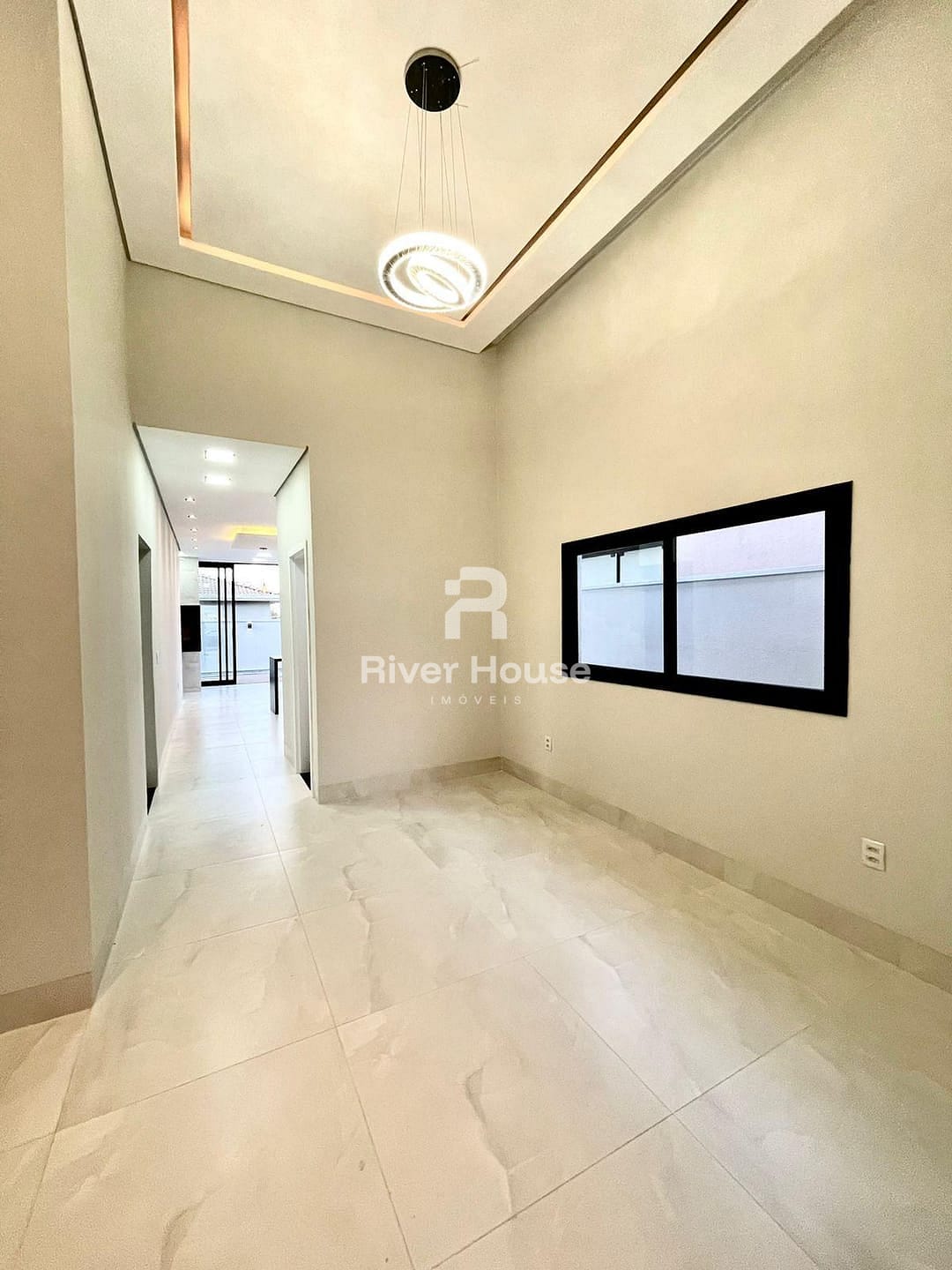 Casa à venda com 3 quartos, 160m² - Foto 3