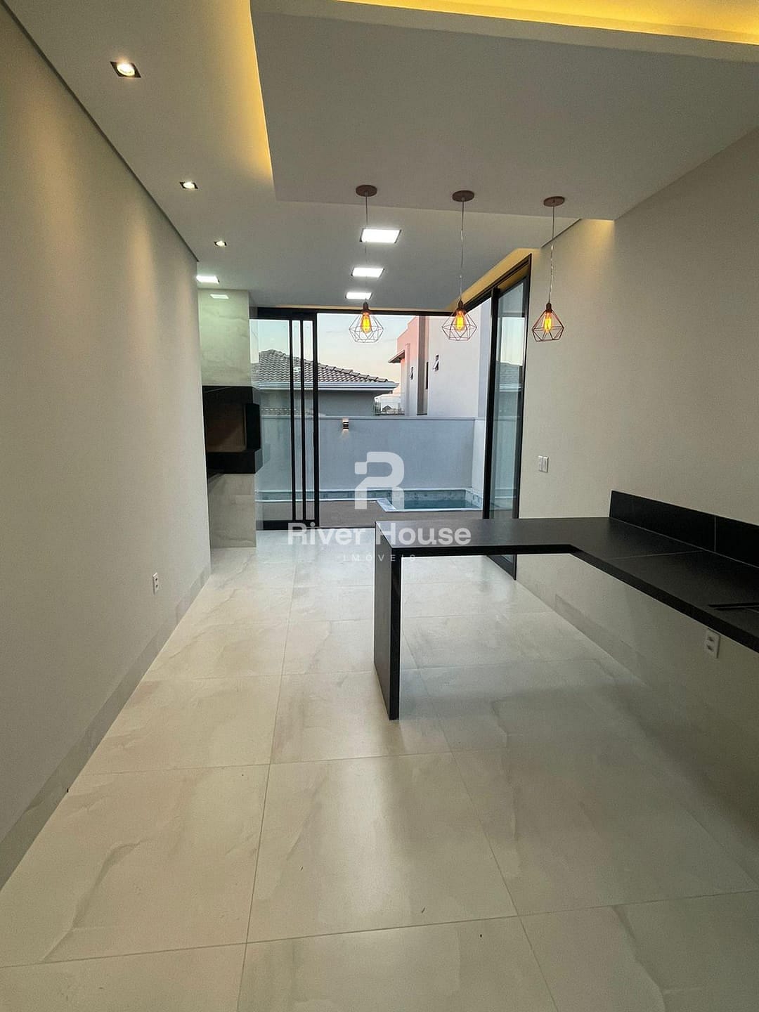Casa à venda com 3 quartos, 160m² - Foto 5