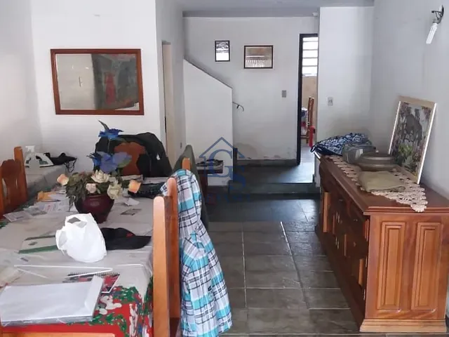 Casa com 300m² 3 quartos e 3 banheiros, para alugar, no bairro Jardim Belcito em São Paulo