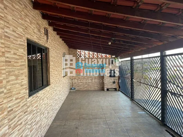 Casa com 180m² 2 quartos e 1 banheiro, à venda, no bairro Parque dos Municípios I em GUAXUPÉ