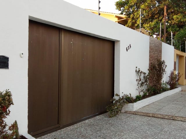 Casa com 420m² 3 quartos e 3 banheiros, à venda, no bairro Atalaia em Aracaju