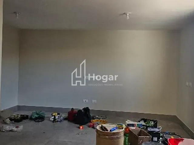 Casa 3 quartos e 2 banheiros, para alugar, no bairro São Pedro em Londrina