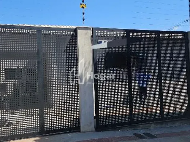 Casa 3 quartos e 2 banheiros, para alugar, no bairro São Pedro em Londrina