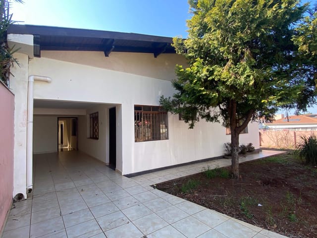 Foto do Casa - Oportunidade Única no Centro de Rolândia: Locação Comercial de Casa Espetacular! | Imobiliária Casa Grande - Rolândia