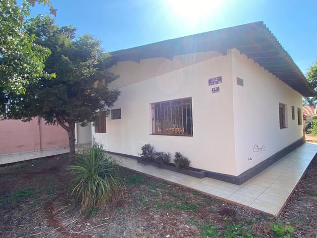 Foto do Casa - Oportunidade Única no Centro de Rolândia: Locação Comercial de Casa Espetacular! | Imobiliária Casa Grande - Rolândia