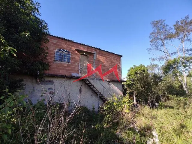 Casa com 360m² 2 quartos e 2 banheiros, à venda, no bairro Grande Rio (Itambi) em Itaboraí