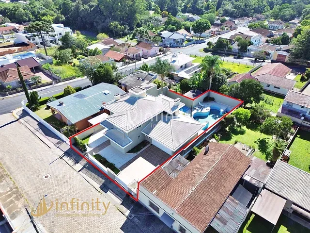 Casa com 951m² 3 quartos e 5 banheiros, à venda, no bairro Centro I Baixada em Mafra