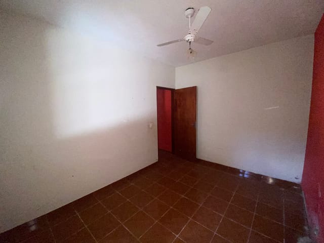 Casa com 250m² 2 quartos e 2 banheiros, à venda, no bairro Jardim Viel em Sumaré