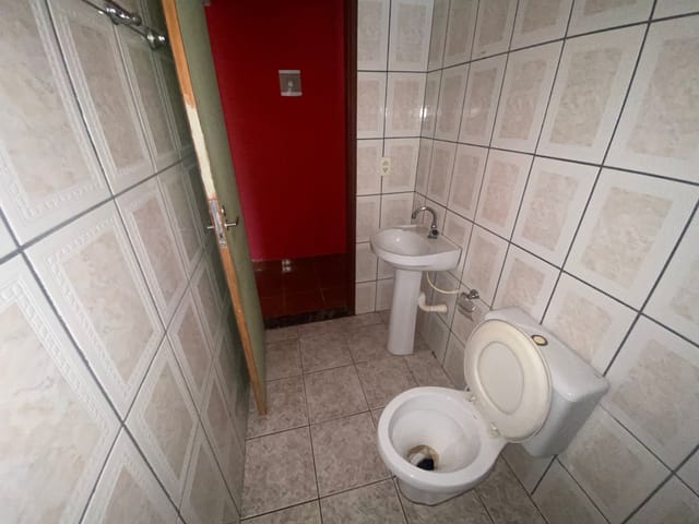 Casa com 250m² 2 quartos e 2 banheiros, à venda, no bairro Jardim Viel em Sumaré