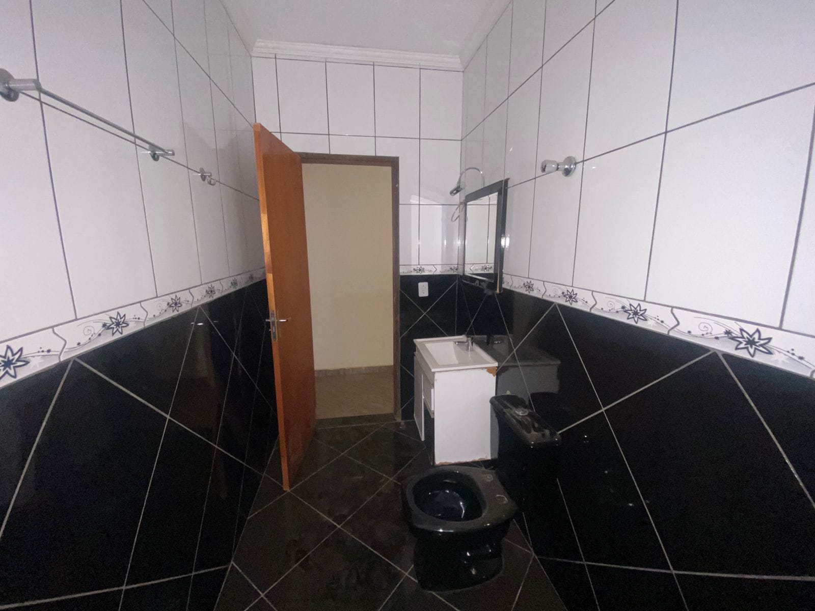 Casa à venda com 2 quartos, 120m² - Foto 15