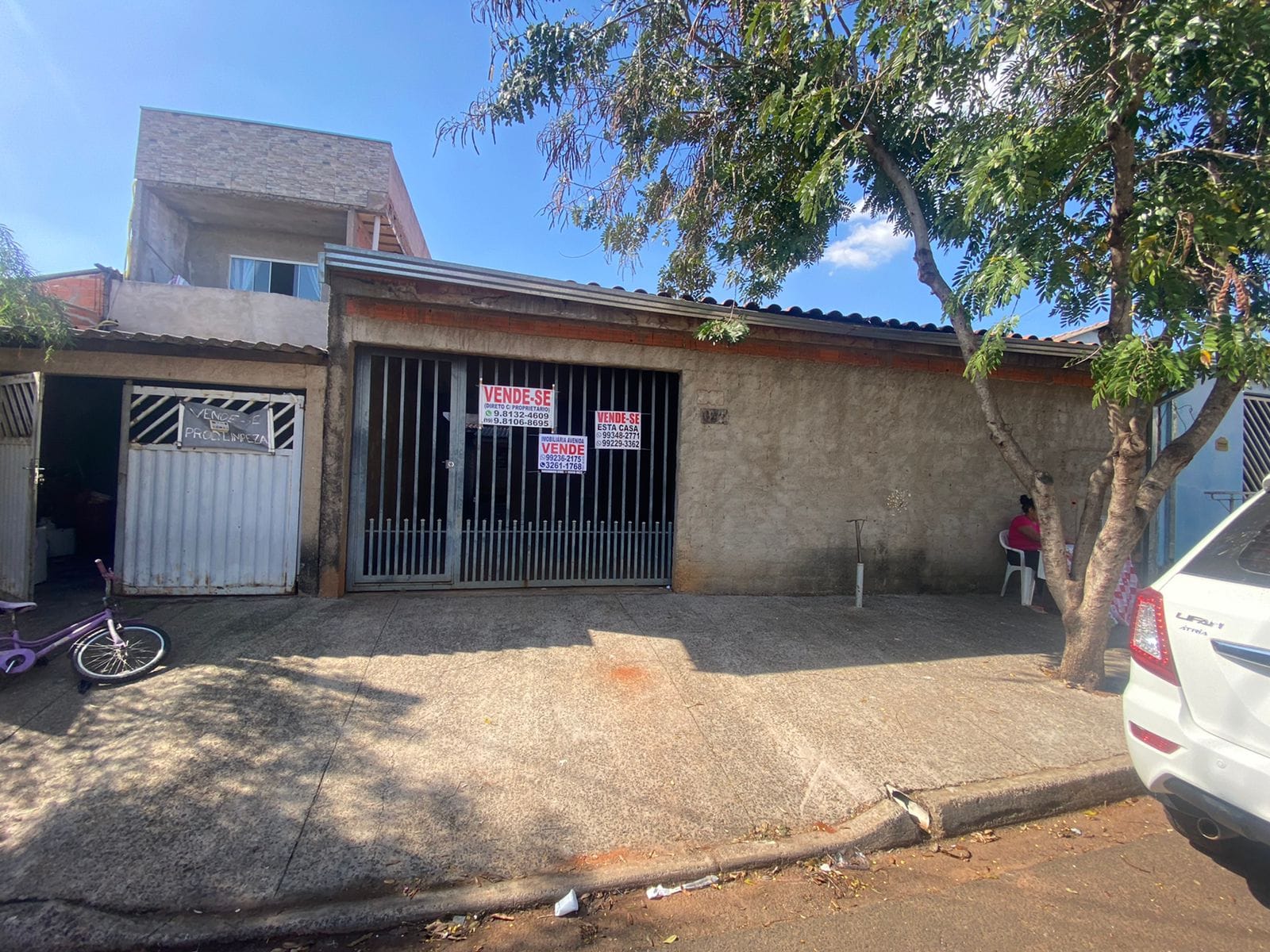 Casa à venda com 2 quartos, 120m² - Foto 2
