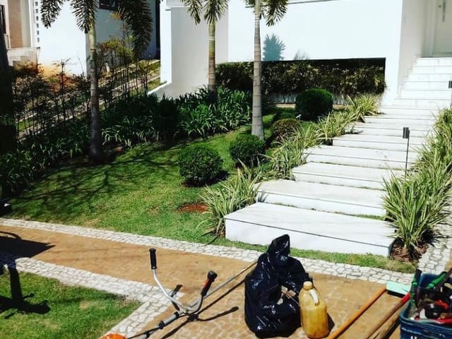 Casa com 737m² 3 quartos e 4 banheiros, à venda, no bairro Condomínio Residencial Terras do Caribe em Valinhos